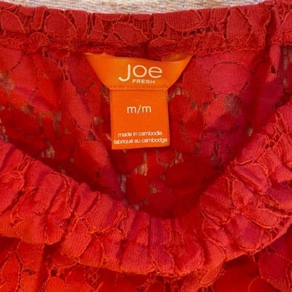 Lace Top with Cap Sleeve - Size M - Picture 4 of 9